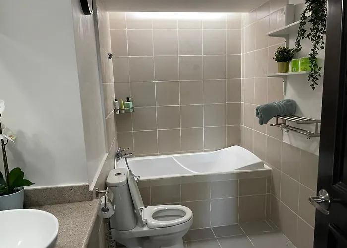 Aparthotel Luxurious & Spacious *